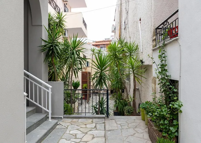 Apartment House Dimitra 2 *